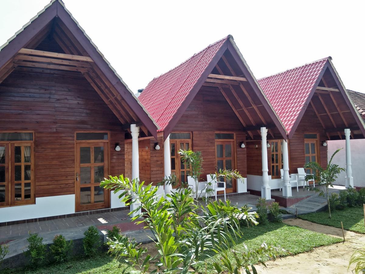 Elegant Green Beach Resort 트링코말리 외부 사진
