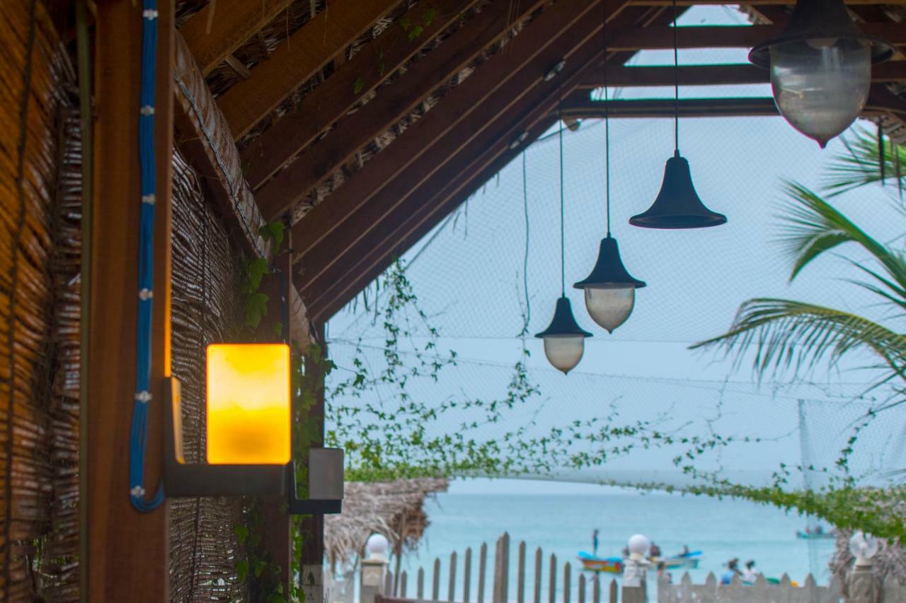 Elegant Green Beach Resort 트링코말리 외부 사진